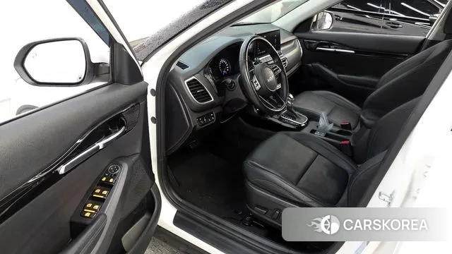 Kia Seltos 2022 Белый из Кореи, фото 2