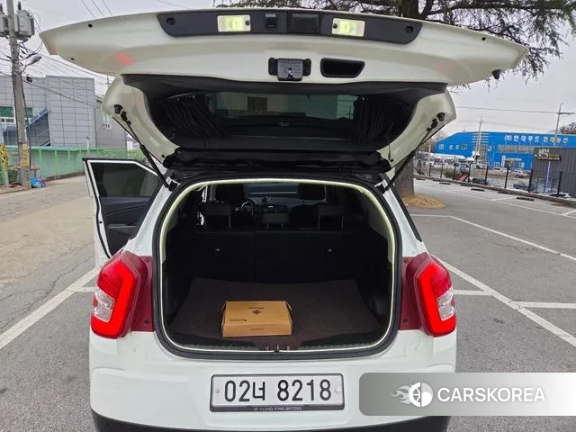 Ssangyong Tivoli Air 2018 Жемчужный цвет из Кореи, фото 2