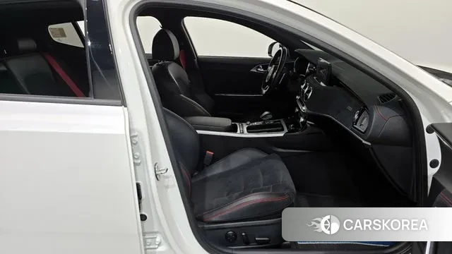 Kia Stinger Meister 2022 Белый из Кореи, фото 2