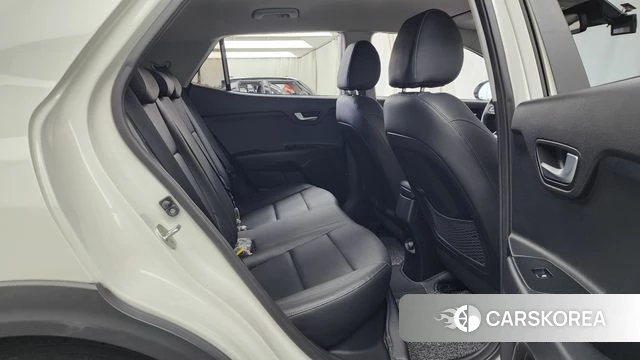 Kia Stonic 2019 Белый из Кореи, фото 2