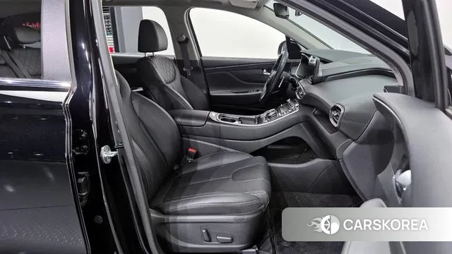 Hyundai The New Santa Fe 2021 Черный из Кореи, фото 2