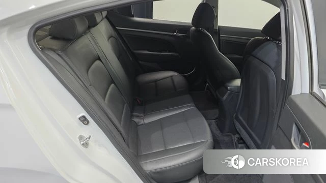 Hyundai Avante AD 2018 Белый из Кореи, фото 2