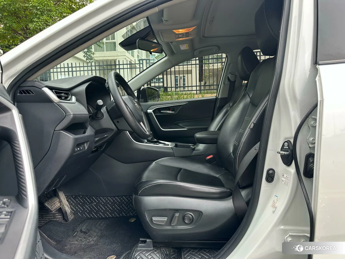 Toyota RAV4 Rongfang 2019 Белый из Китая, фото 2