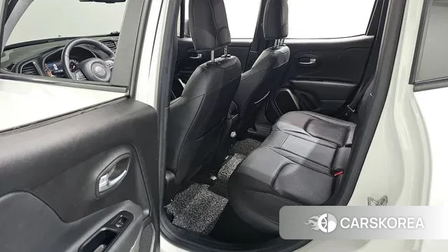 Jeep Renegade 2019 Белый из Кореи, фото 2