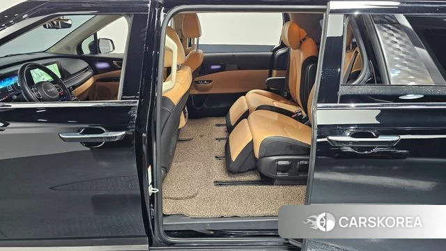 Kia Carnival 4th generation 2023 Черный из Кореи, фото 2