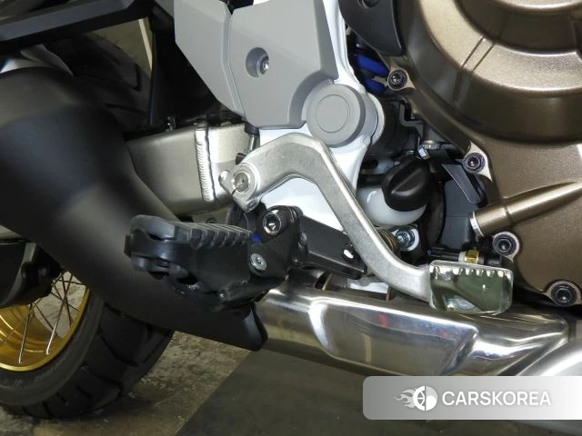 Проданный Honda CRF1100L AFRICA TWIN DCT id 3949797 из Японии, фото 3