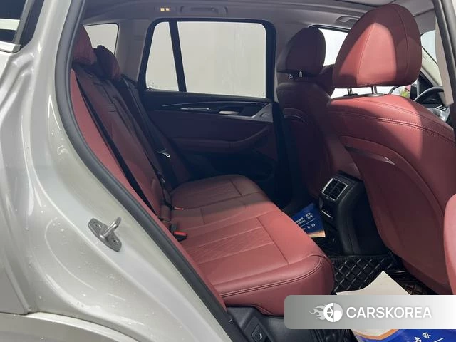 BMW X3 2024 Белый из Китая, фото 2