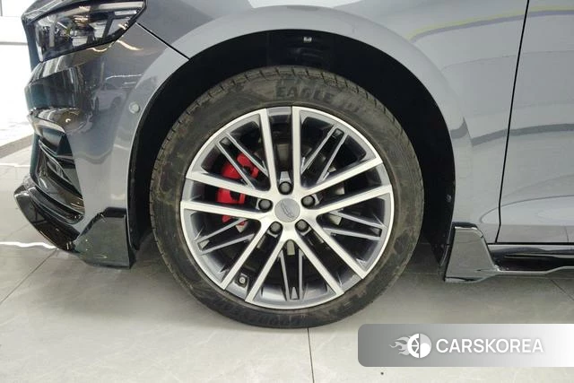 Geely Automobile Xingrui 2024 Темно-серый из Китая, фото 2