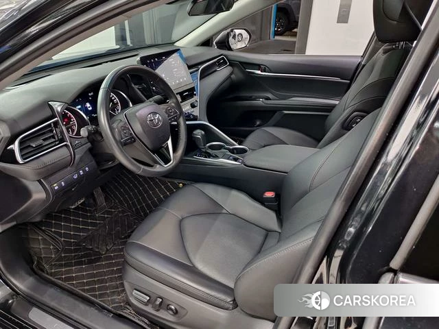 Toyota Camry 2023 Черный из Китая, фото 2