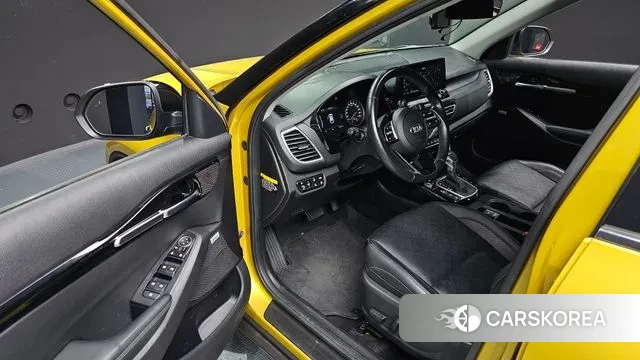 Kia Seltos 2019 Золотой из Кореи, фото 2