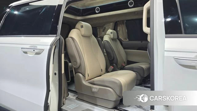 Kia The New Carnival 4th Generation 2024 Белый из Кореи, фото 2