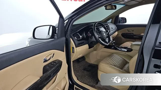 Kia The New Carnival 2019 Черный из Кореи, фото 2