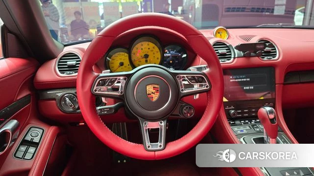 Porsche 718 Boxster 2024 Черный из Кореи, фото 2
