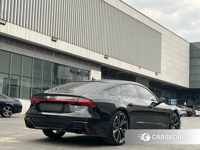 Audi A7 2021 Черный из Китая, фото 2