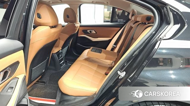 BMW 3 Series (G20) 2023 Черный из Кореи, фото 2
