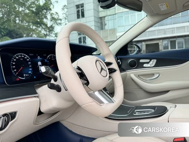 Mercedes-Benz E-class 2022 Черный из Китая, фото 2