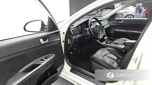 Kia K5 second generation 2018 Белый из Кореи, фото 2