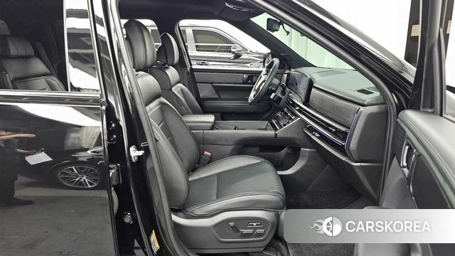 Hyundai Santa Fe (MX5) 2023 Черный из Кореи, фото 2