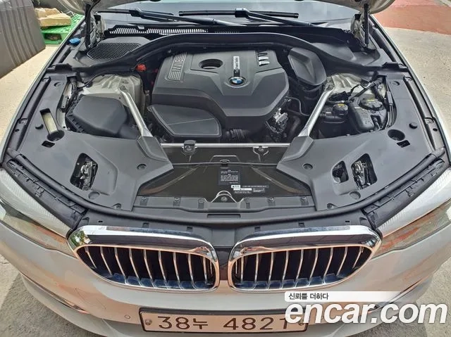 BMW 5 Series (G30) id 2907679 из Кореи 2