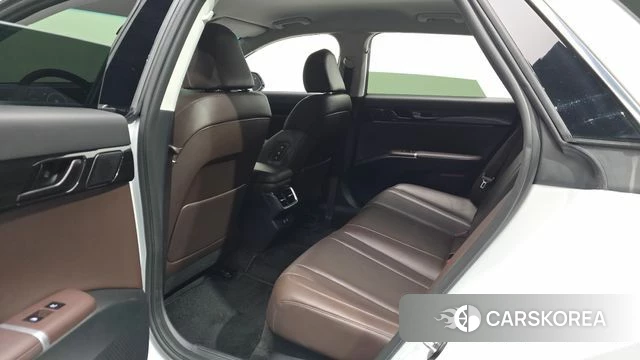 Hyundai Grandeur (GN7) 2023 Белый из Кореи, фото 2