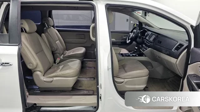 Kia The New Carnival 2020 Белый из Кореи, фото 2