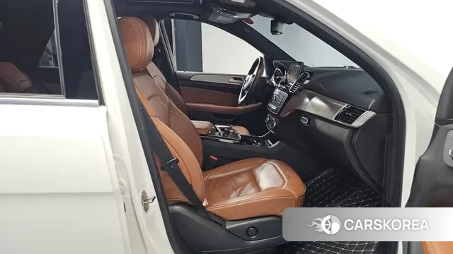 Mercedes-Benz GLE - Class W166 2018 Белый из Кореи, фото 2