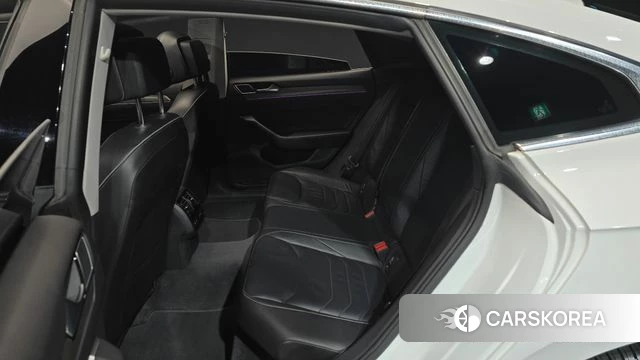 Volkswagen Arteon 2018 Белый из Кореи, фото 2