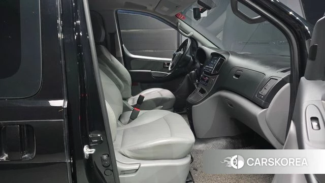 Hyundai The New Grand Starex 2020 Черный из Кореи, фото 2