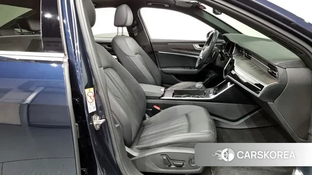 Audi A6 (C8) 2023 Синий из Кореи, фото 2