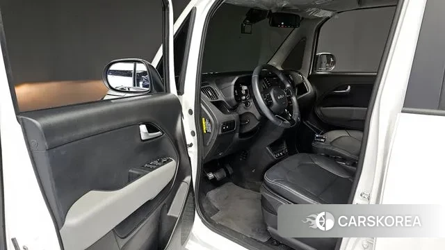 Kia The New Kia Ray 2023 Белый из Кореи, фото 2