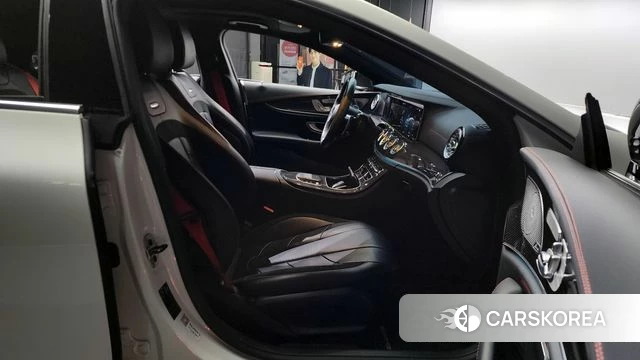 Mercedes-Benz CLS-Class C257 2022 Белый из Кореи, фото 2