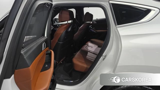 BMW X6 (G06) 2021 Белый из Кореи, фото 2