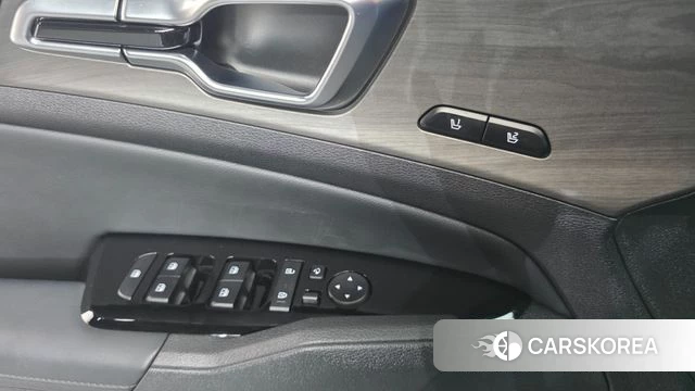 Kia Sportage 5th Generation 2024 Черный из Кореи, фото 2