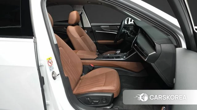 Audi A6 (C8) 2019 Белый из Кореи, фото 2