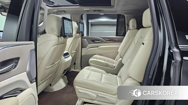 Cadillac Escalade 5th Generation 2021 Черный из Кореи, фото 2
