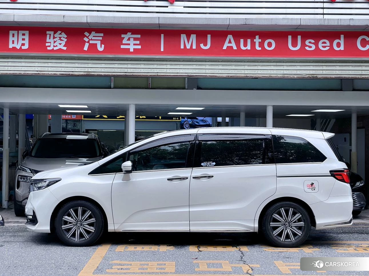 Honda Odyssey 2021 Белый из Китая, фото 2