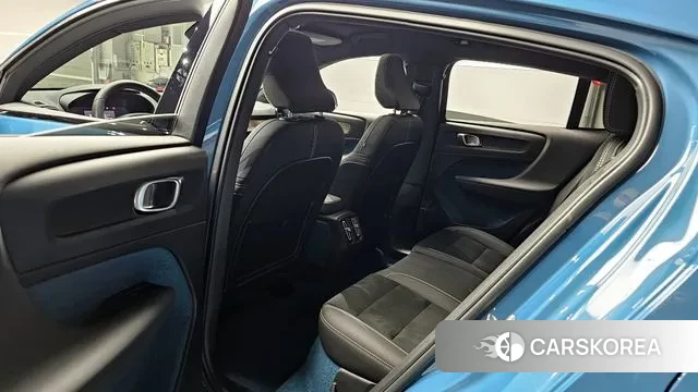 Volvo C40 Richards 2024 Синий из Кореи, фото 2