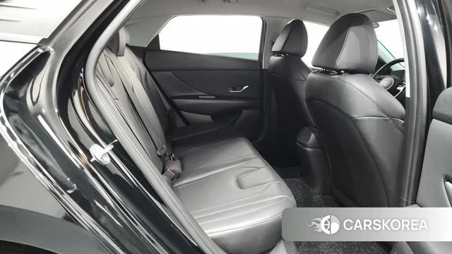 Hyundai Avante (CN7) 2023 Черный из Кореи, фото 2