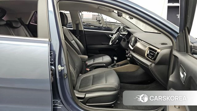Kia Stonic 2018 Синий из Кореи, фото 2