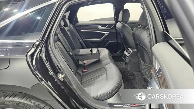 Audi A6 (C8) 2021 Черный из Кореи, фото 2