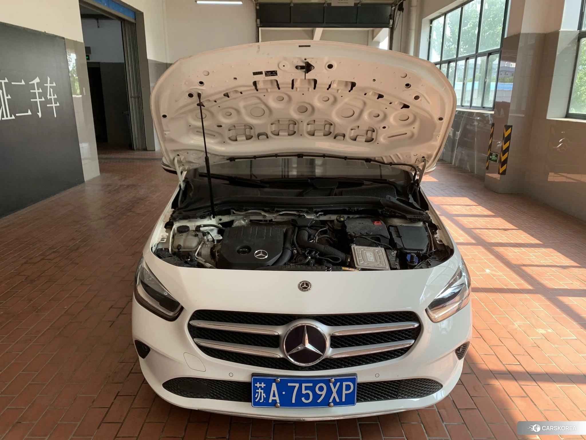 Mercedes-Benz Class B 2019 Белый из Китая, фото 2