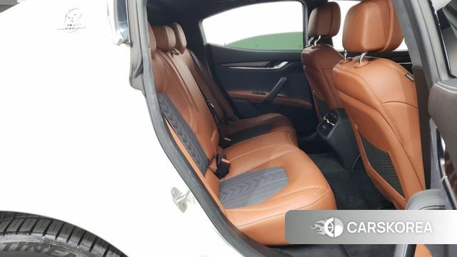 Maserati Ghibli 2018 Белый из Кореи, фото 2