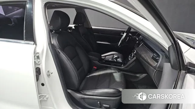 Kia K7 Premier 2020 Белый из Кореи, фото 2