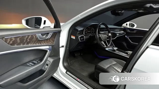 Audi A6 (C8) 2021 Белый из Кореи, фото 2