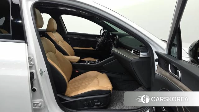Kia K5 3rd generation 2022 Белый из Кореи, фото 2