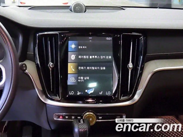 Volvo V60 Cross-Country 2nd Generation 2019 Черный из Кореи, фото 2