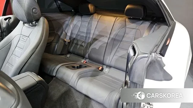 Mercedes-Benz E-Class W213 2022 Белый из Кореи, фото 2