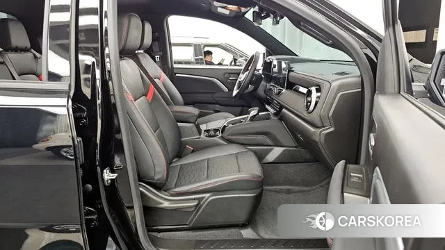 Chevrolet (GM Daewoo) All New Colorado 2024 Черный из Кореи, фото 2