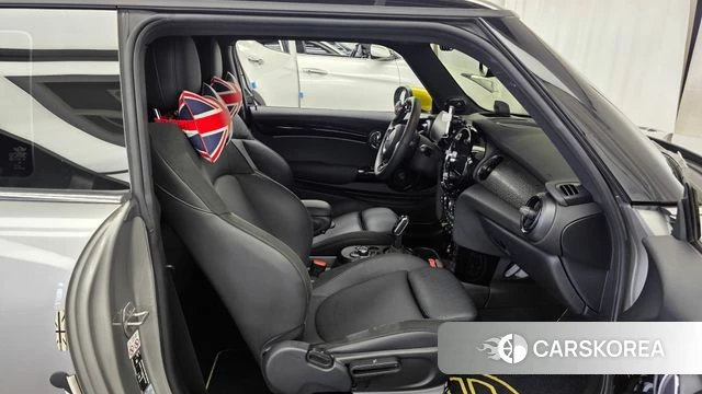Mini Cooper Electric 2023 Серый из Кореи, фото 2
