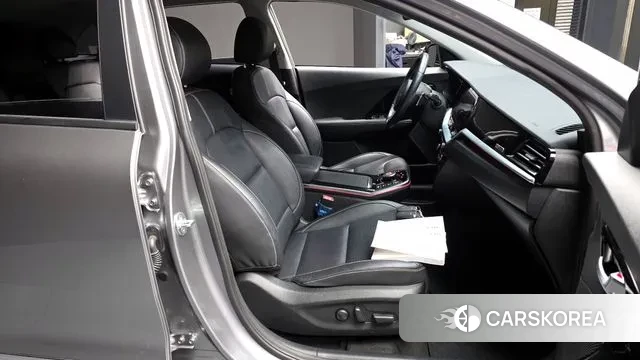 Kia Niro EV 2021 Серый из Кореи, фото 2